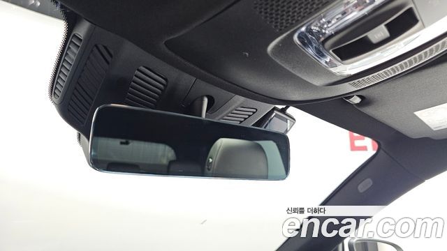 Mercedes-Benz GLB-Class GLB200 d