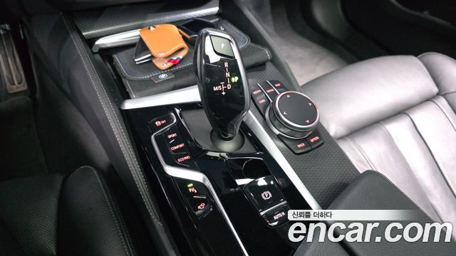 BMW 5-Series 520i M Sport