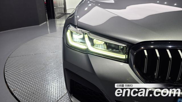 BMW 5-Series 520i M Sport