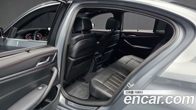 BMW 5-Series 520i M Sport