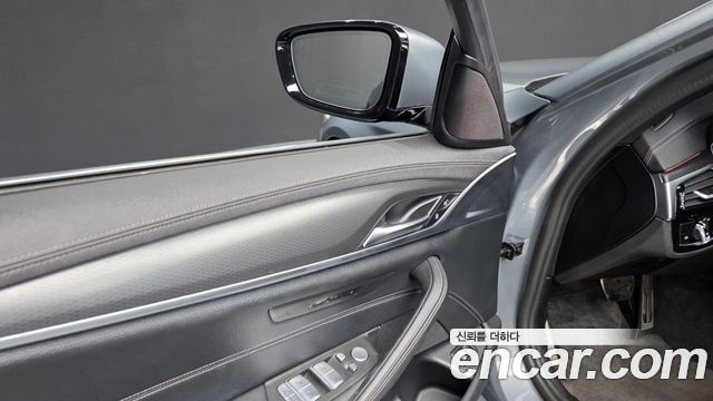 BMW 5-Series 520i M Sport