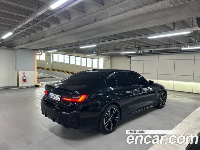 BMW 3-Series 320i M Sport