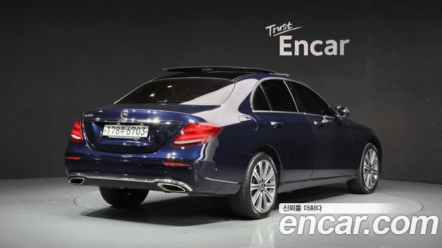 Mercedes-Benz E-Class E450 4MATIC Exclusive