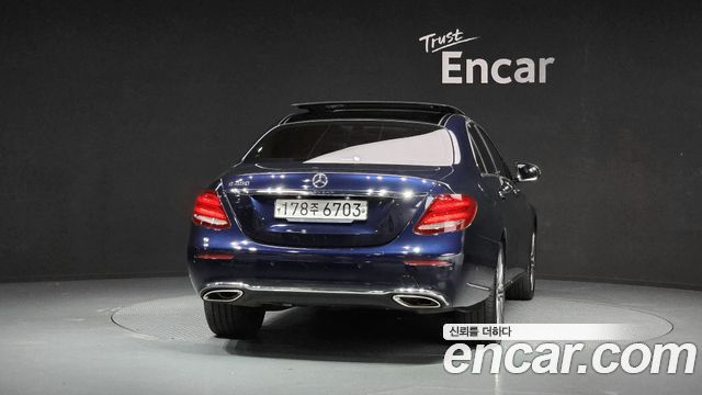 Mercedes-Benz E-Class E450 4MATIC Exclusive