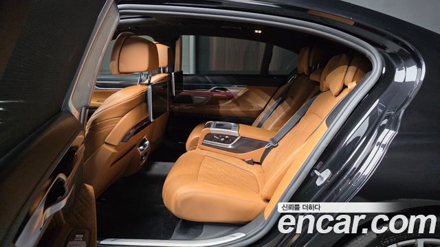 BMW 7-Series 730Ld xDrive Design Pure Excellence