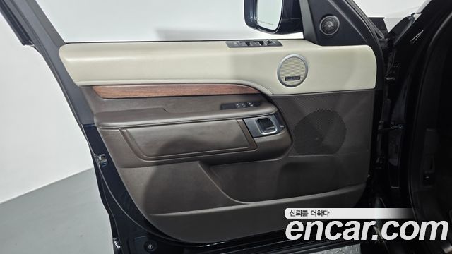 Land Rover Discovery 3.0 SD6 HSE Luxury