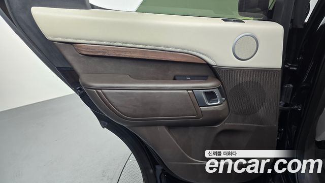 Land Rover Discovery 3.0 SD6 HSE Luxury