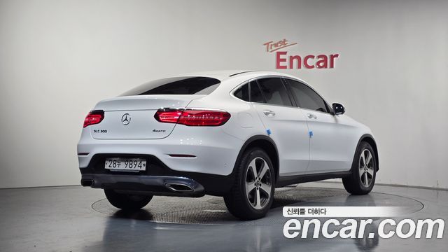 Mercedes-Benz GLC-Class GCL300 4MATIC Coupe