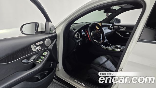 Mercedes-Benz GLC-Class GCL300 4MATIC Coupe