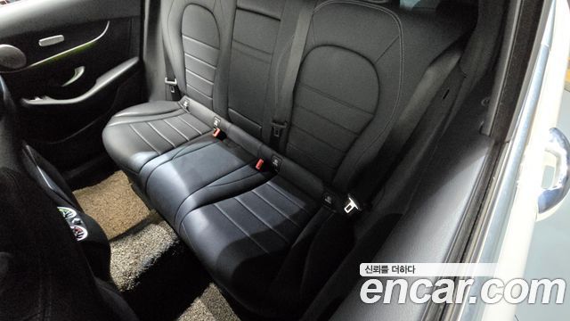 Mercedes-Benz GLC-Class GCL300 4MATIC Coupe