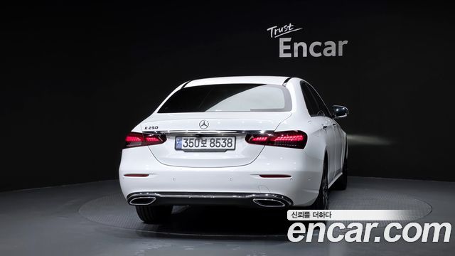 Mercedes-Benz E-Class E250 Avantgarde