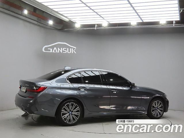 BMW 3-Series 320e M Sports
