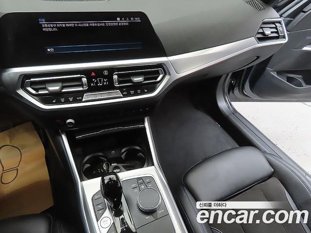 BMW 3-Series 320e M Sports