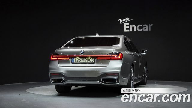 BMW 7-Series 730d xDrive M Sport