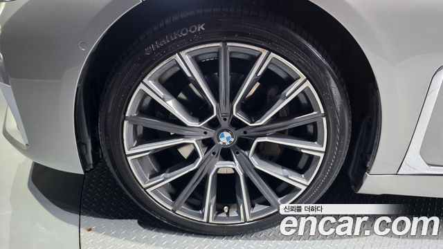 BMW 7-Series 730d xDrive M Sport