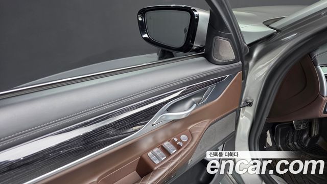 BMW 7-Series 730d xDrive M Sport