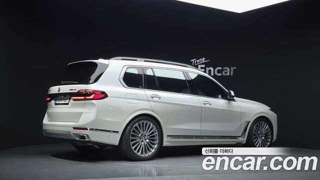 BMW X7 xDrive 40i Design Pure Excellence 7-Seater