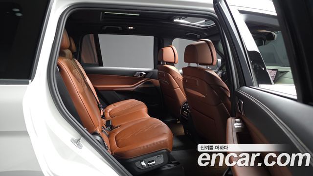 BMW X7 xDrive 40i Design Pure Excellence 7-Seater