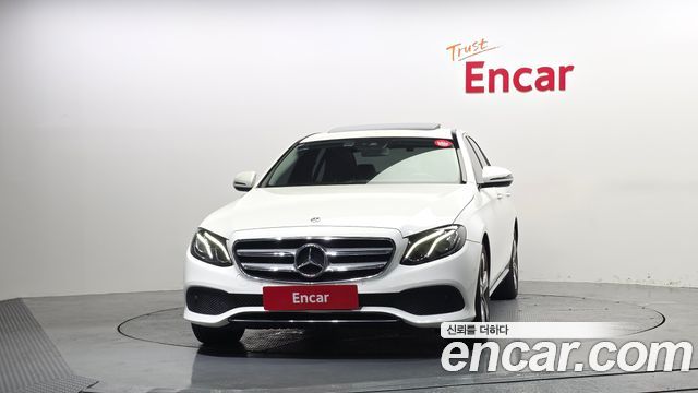 Mercedes-Benz E-Class E300 Avantgarde