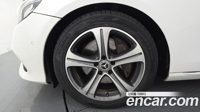 Mercedes-Benz E-Class E300 Avantgarde