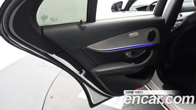 Mercedes-Benz E-Class E300 Avantgarde