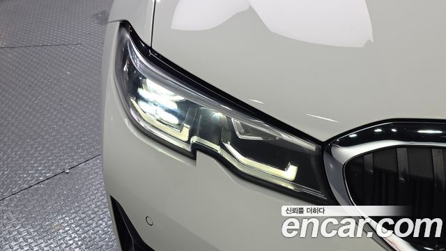 BMW 3-Series 320d