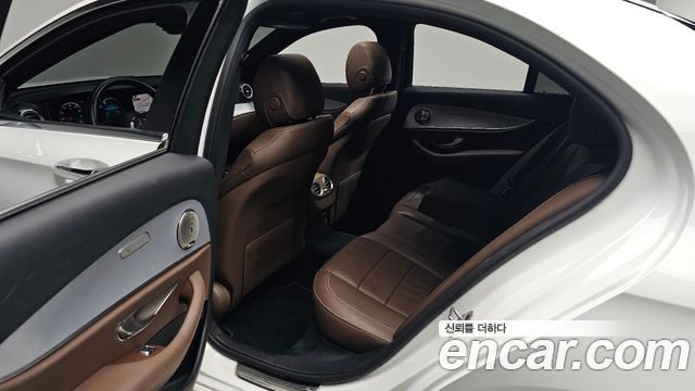 Mercedes-Benz E-Class E250 Avantgarde