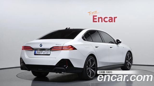 BMW 5-Series 530e M Sport