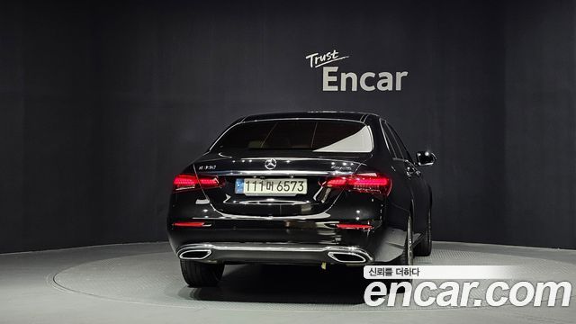 Mercedes-Benz E-Class E350 4MATIC Avantgarde