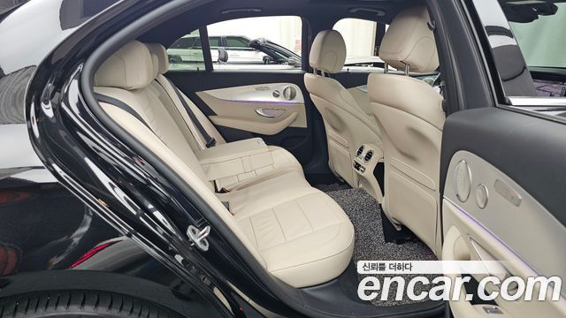 Mercedes-Benz E-Class E350 4MATIC Avantgarde