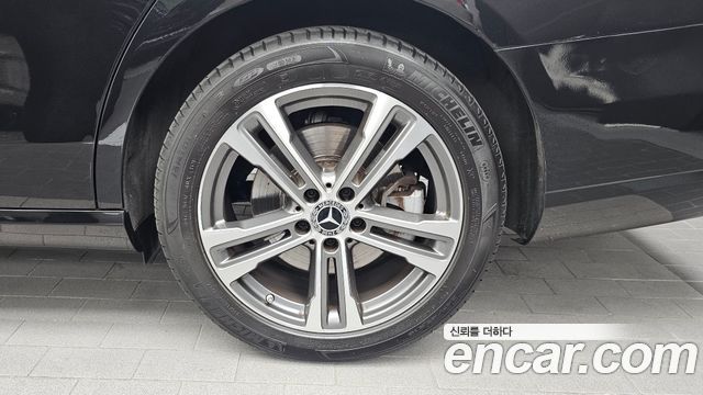 Mercedes-Benz E-Class E350 4MATIC Avantgarde