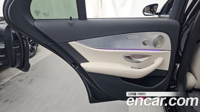 Mercedes-Benz E-Class E350 4MATIC Avantgarde