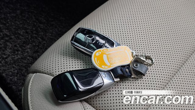 Mercedes-Benz E-Class E350 4MATIC Avantgarde