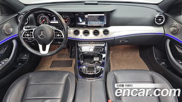 Mercedes-Benz E-Class E300 Avantgarde