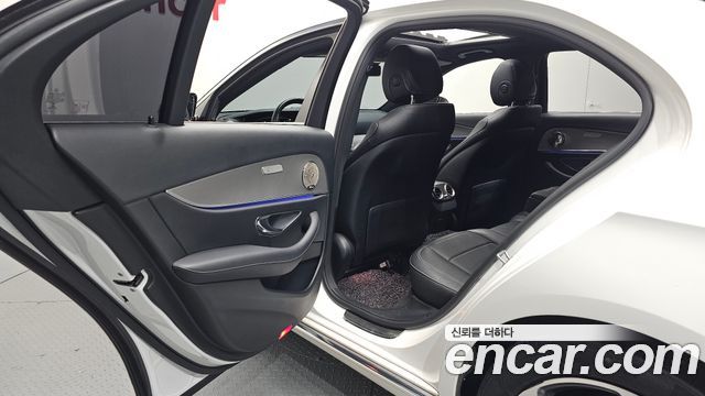 Mercedes-Benz E-Class E300 Avantgarde