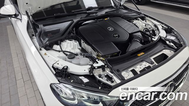 Mercedes-Benz E-Class E200 Avantgarde
