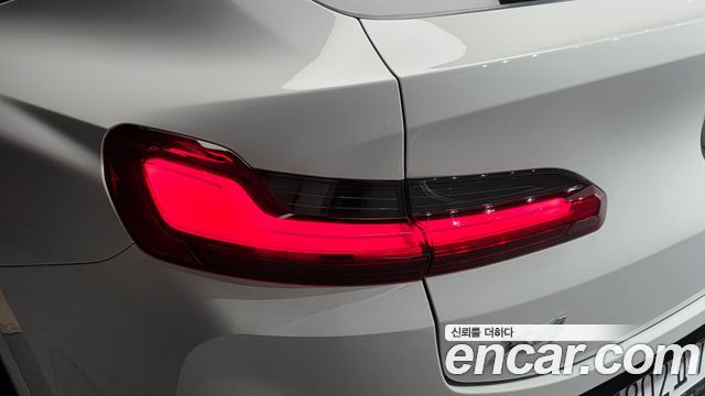 BMW X4 xDrive20i M Sport