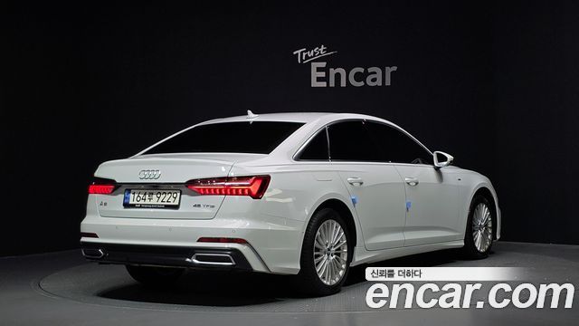 Audi A6 45 TFSI Premium