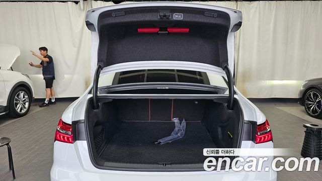 Audi A6 45 TFSI Premium