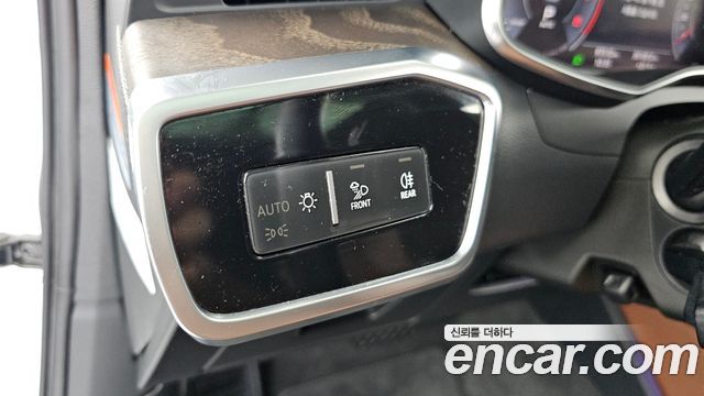 Audi A6 45 TFSI Premium