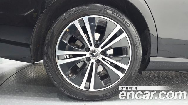 Mercedes-Benz E-Class E250 Avantgarde