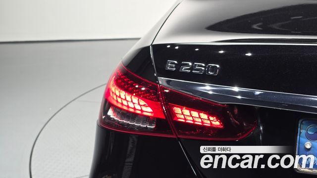 Mercedes-Benz E-Class E250 Avantgarde