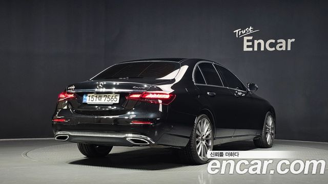 Mercedes-Benz E-Class E450 4MATIC Exclusive