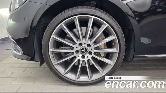 Mercedes-Benz E-Class E450 4MATIC Exclusive