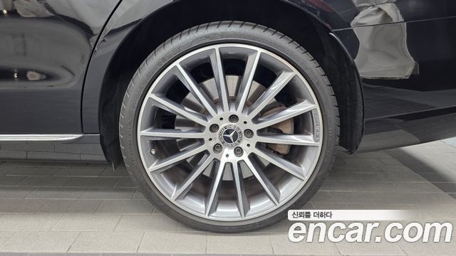 Mercedes-Benz E-Class E450 4MATIC Exclusive