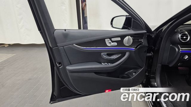 Mercedes-Benz E-Class E450 4MATIC Exclusive