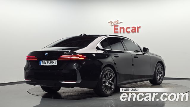 BMW 5-Series 520i