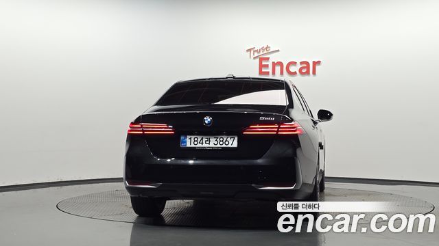 BMW 5-Series 520i