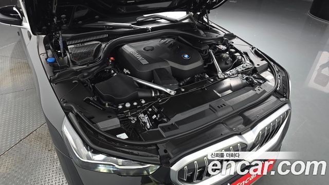 BMW 5-Series 520i