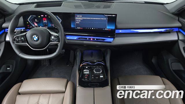 BMW 5-Series 520i